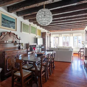  Apartment Ca' Al Giglio - Vista Canale Italy